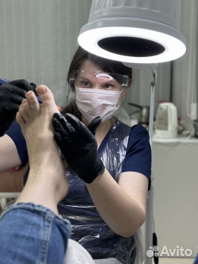 Подолог, педикюр