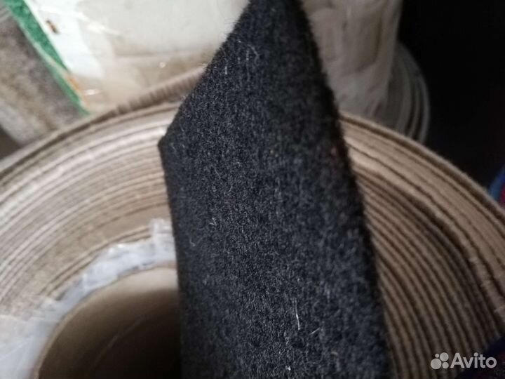 Автомобильный материал для обшивки авто