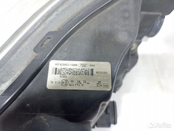 Фара правая Focus III (до 2015 года тёмный отражат