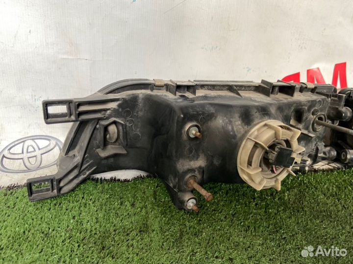 Фара Nissan Pulsar EN15