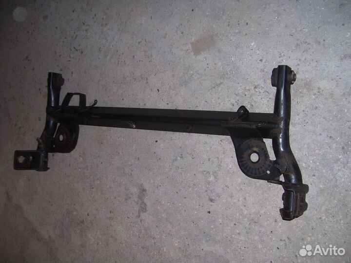 Рено симбол балка задняя