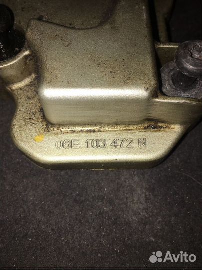 Крышка гбц правая Ауди А6 С7 06E103472N