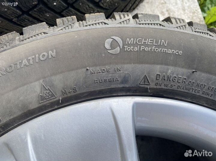 Michelin X-Ice North 4 205/55 R16 94T