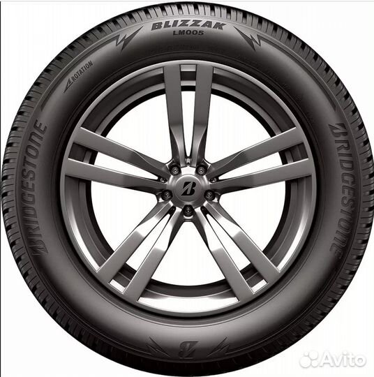 Bridgestone Blizzak LM-005 235/45 R19 99V