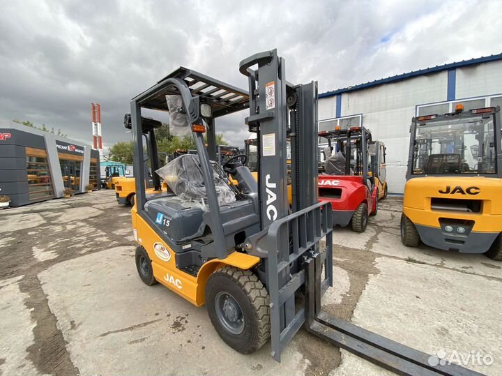Вилочный погрузчик JAC CPCD15, 2023