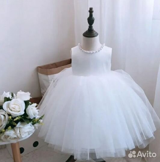 Платье праздничное