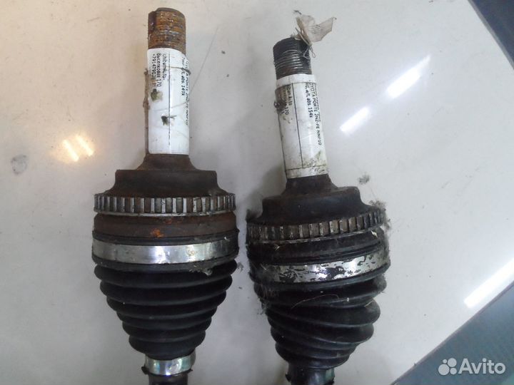 Привод правый передний в сборе Toyota