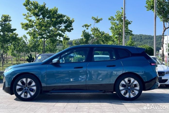 BMW iX AT, 2022, 5 км