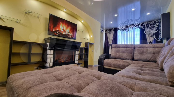 2-к. квартира, 60 м², 11/16 эт.