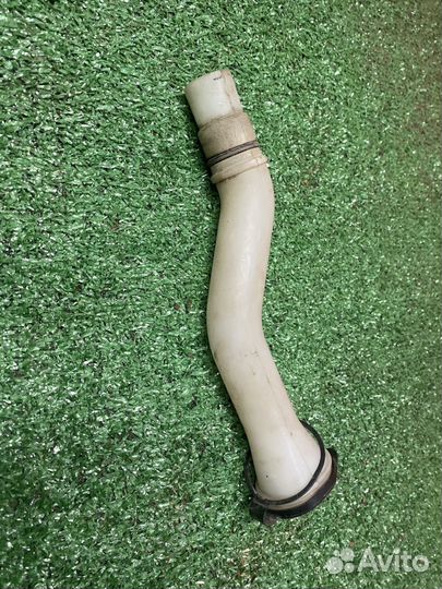 Горловина бачка омывателя Nissan Almera classic