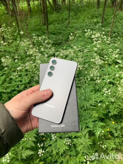 Samsung Galaxy S24, 8/256 ГБ