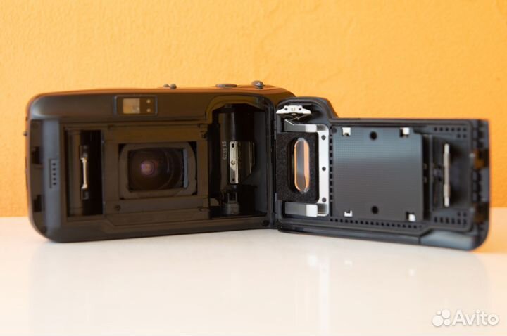 Плёночный фотоаппарат Olympus mju zoom 70