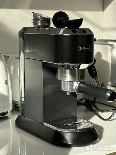 Кофеварка DeLonghi Dedica