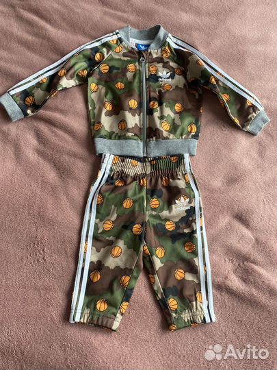 Детский костюм Adidas 74р 6-9мес