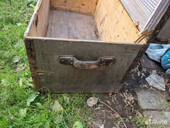 Старинный сундуе