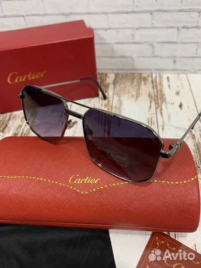 Солнцезащитные очки Cartier мужские