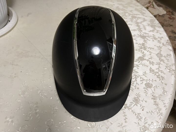 Шлем для верховой езды регулируемый