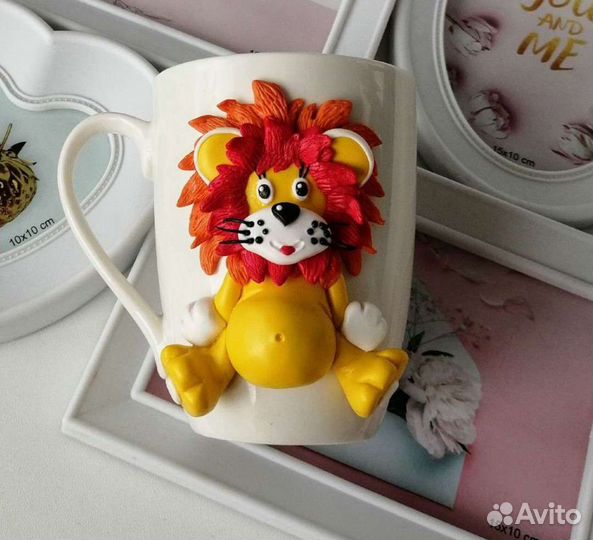 Кружка с декором из полимерной глины