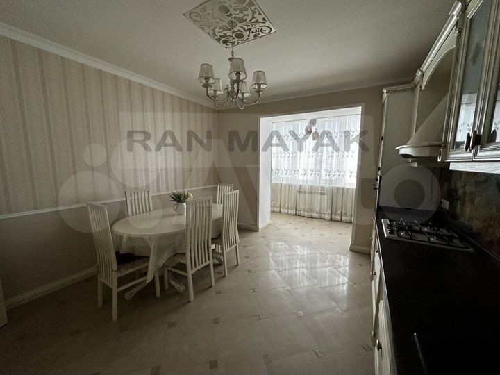 3-к. квартира, 125 м², 4/5 эт.