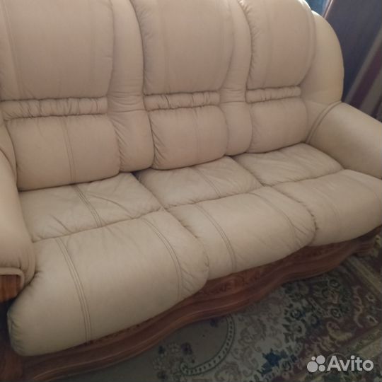Кожаный диван и 2 кресла Беллорусия