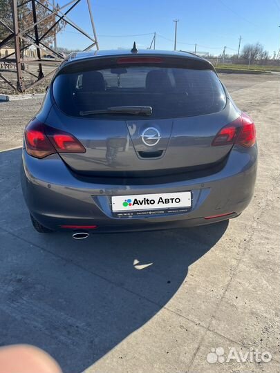 Opel Astra 1.6 AT, 2011, 219 000 км