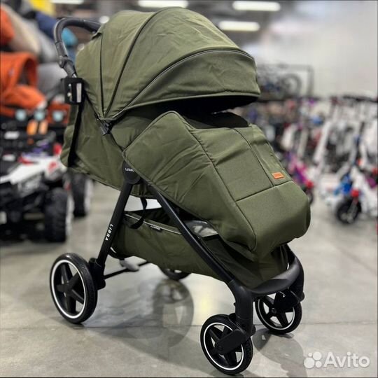 Коляска для новорождённых Luxmom