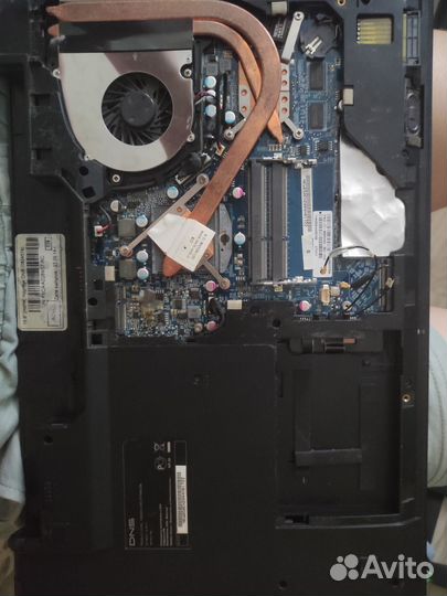 Ноутбук DNS W650EH на запчасти