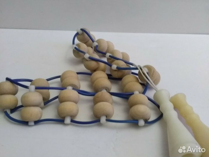 Массажёр ручной, деревянный