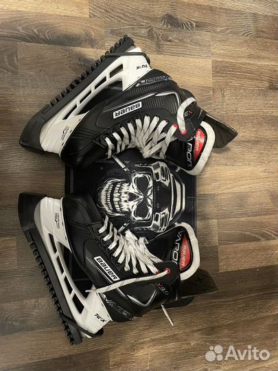 Коньки хоккейные 43 размер бауер