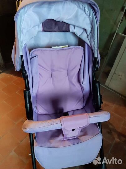 Прогулочная коляска