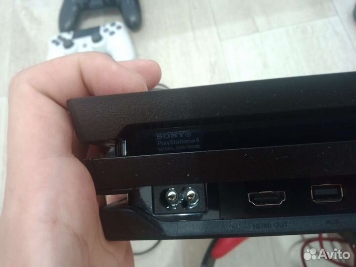 Sony PS4 pro 1tb