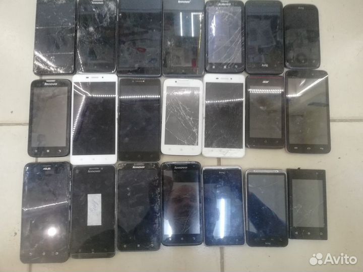 Телефоны на запчасти и под Trade-in