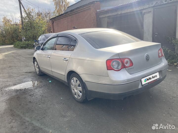 Volkswagen Passat 1.8 AMT, 2010, битый, 200 000 км