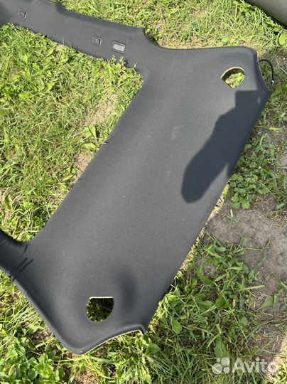 Потолок Jaguar E-pace