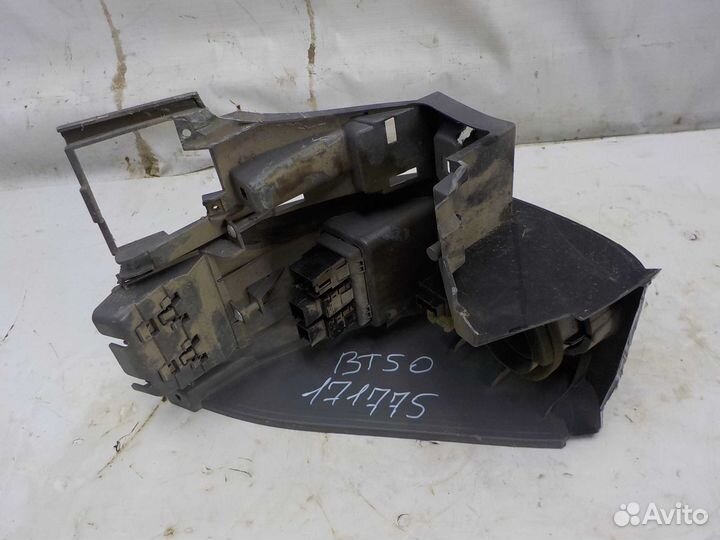 Накладка на торпеду Mazda BT-50