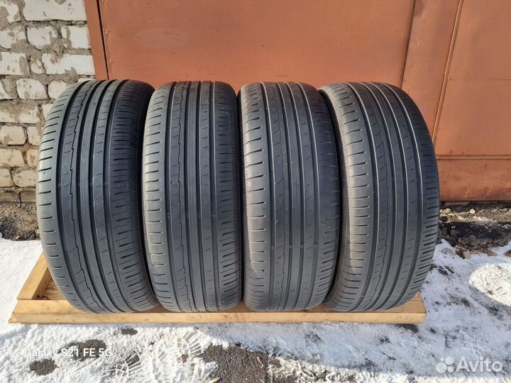 Yokohama BluEarth AE50 235/55 R18 100V