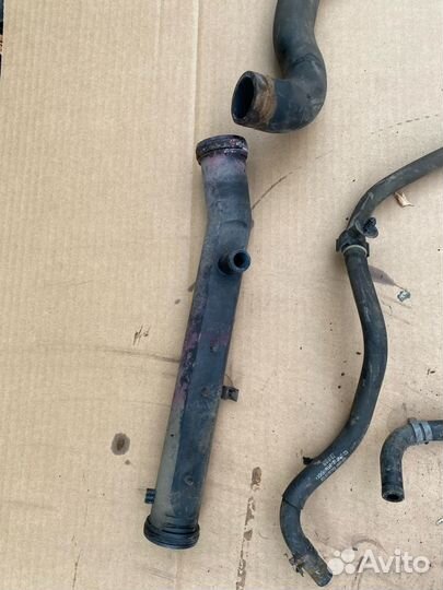 Патрубок охлаждения Skoda Fabia 2 1.4 BXW