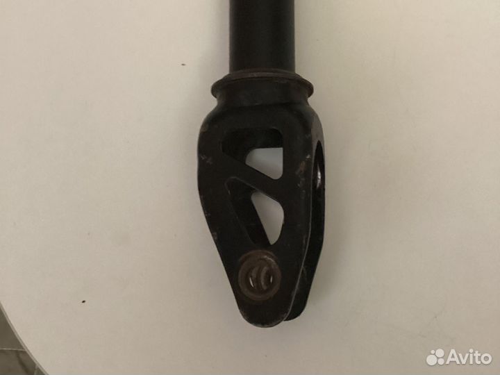 Продаю вилку от трюкового самоката