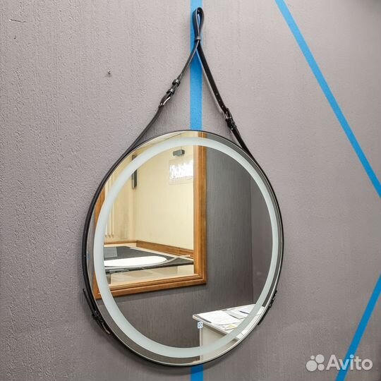 Зеркало с подсветкой