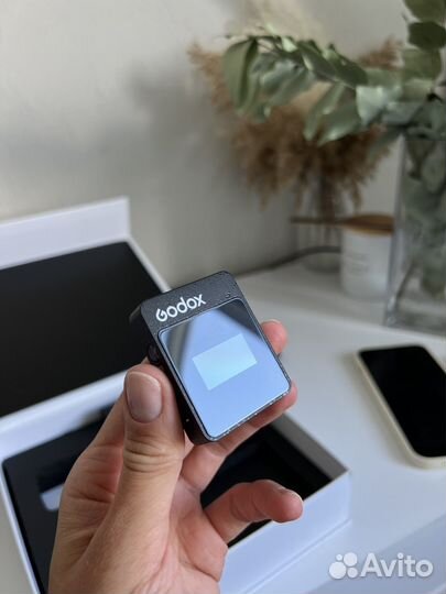 Беспроводные петлички Godox Movelink ll M2