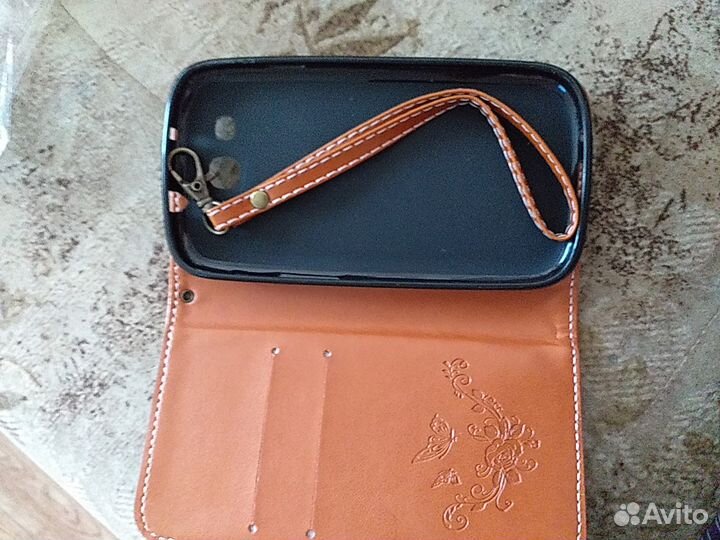 Чехлы-книжки