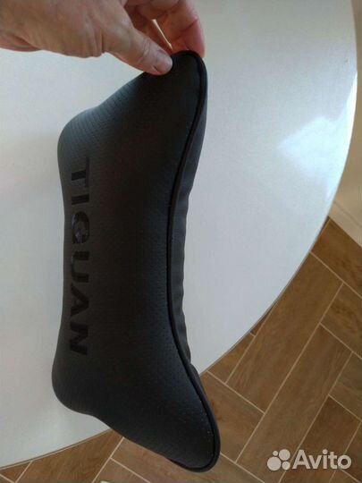 Подушка на подголовник Tiguan