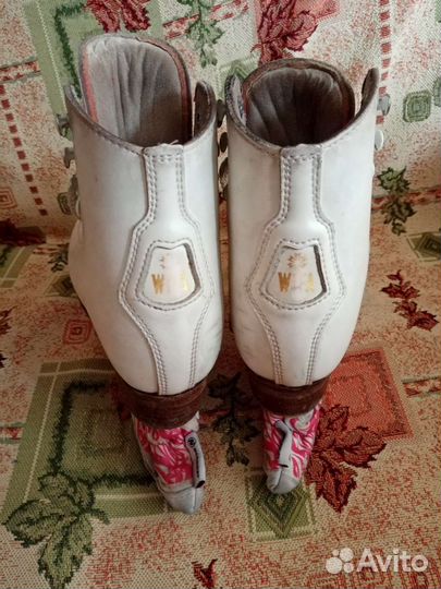 Фигурные коньки wifa 28LL