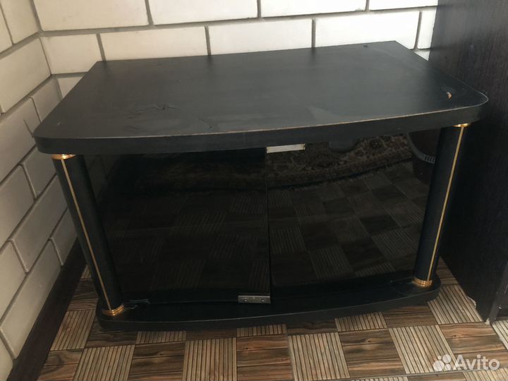 Тумба под телевизор