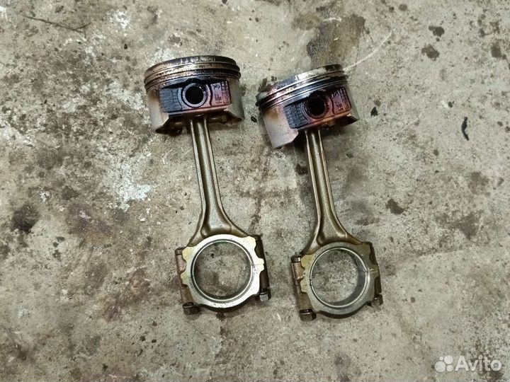 Шатун с поршнем d17A Honda Civic stream 1.7