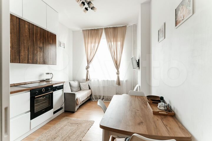 2-к. квартира, 71,5 м², 1/17 эт.