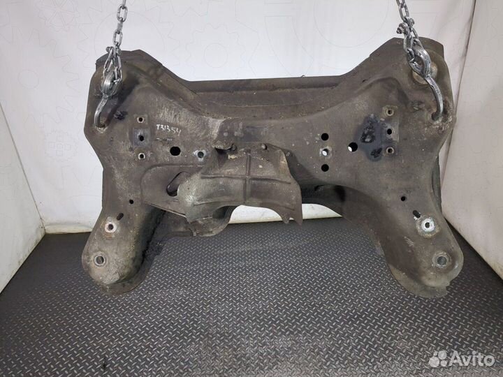 Балка подвески передняя Opel Vivaro, 2004