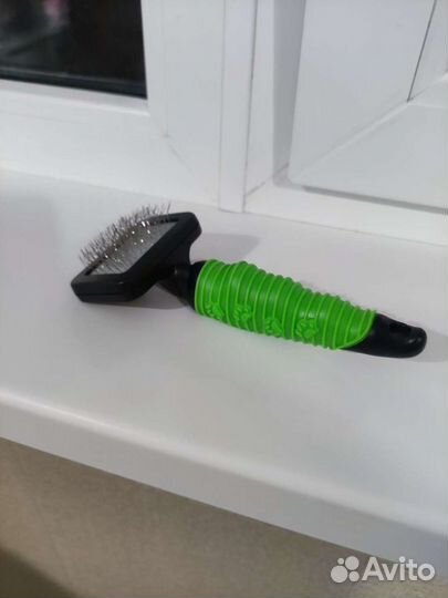 Миски для кошек + пуходерка