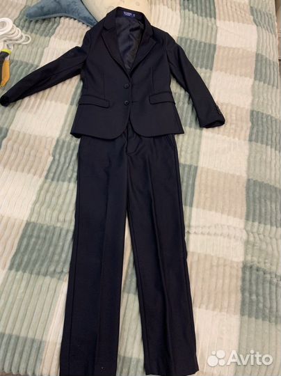 Школьный костюм на первый-второй класс