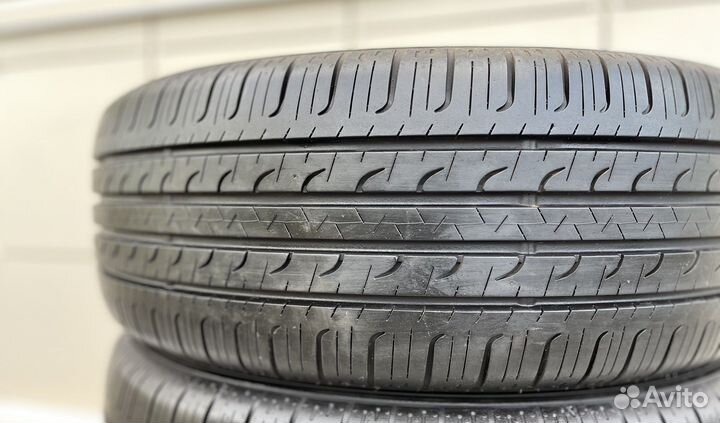 Goodyear EfficientGrip SUV 4x4 225/55 R19